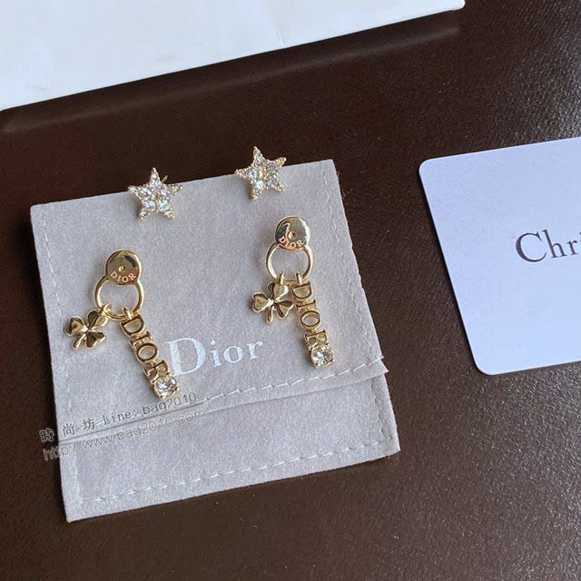 Dior飾品 迪奧經典熱銷款鑲嵌防水鑽字母DI0R款耳圈 耳環  zgd1108